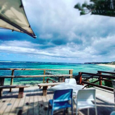 Seaside Apartment - Tranquil and Elegant Apartment Close to Beaches