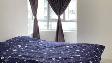 2 slaapkamers, een strijkplank/strijkijzer, wifi, beddengoed