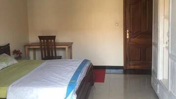 Standard Double Room | Free WiFi