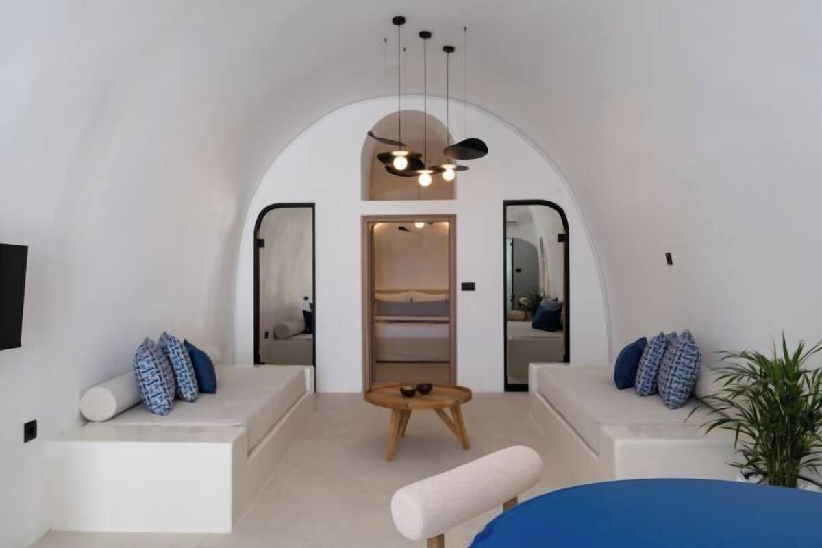 1 dormitori, roba de llit hipoal·lergògena i caixa forta a l'habitació