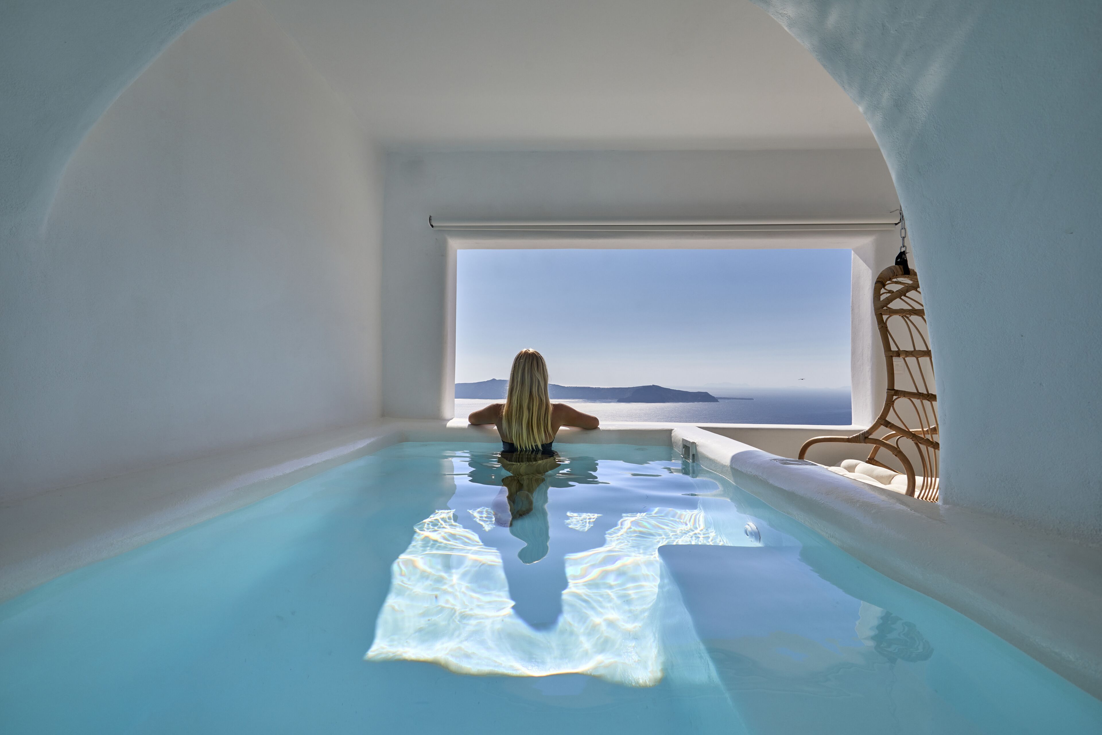 Honeymoon Suite (with indoor heated jetted tub) | Hypo-allergenic bedding, in-room safe, individually decorated