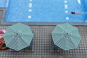 Outdoor pool - Jazzotel Bangkok (Bangkok)