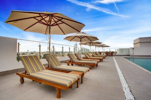 Sun deck - Lemon Tree Hotel Jumeirah Dubai (Dubai)