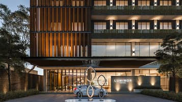 Façade de l’hébergement - soirée/nuit