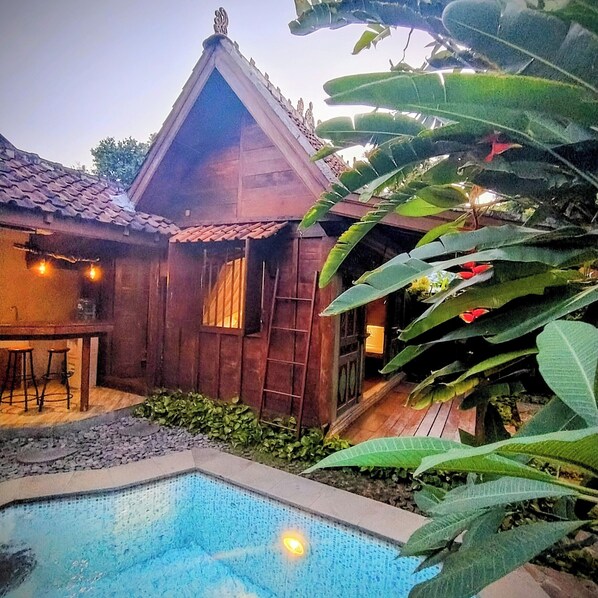 Outdoor pool - Villa BAgus-Antique Crafted Wood Home Near Seminyak Beach, Fancy Shop&Restaurant (seminyak, badung)