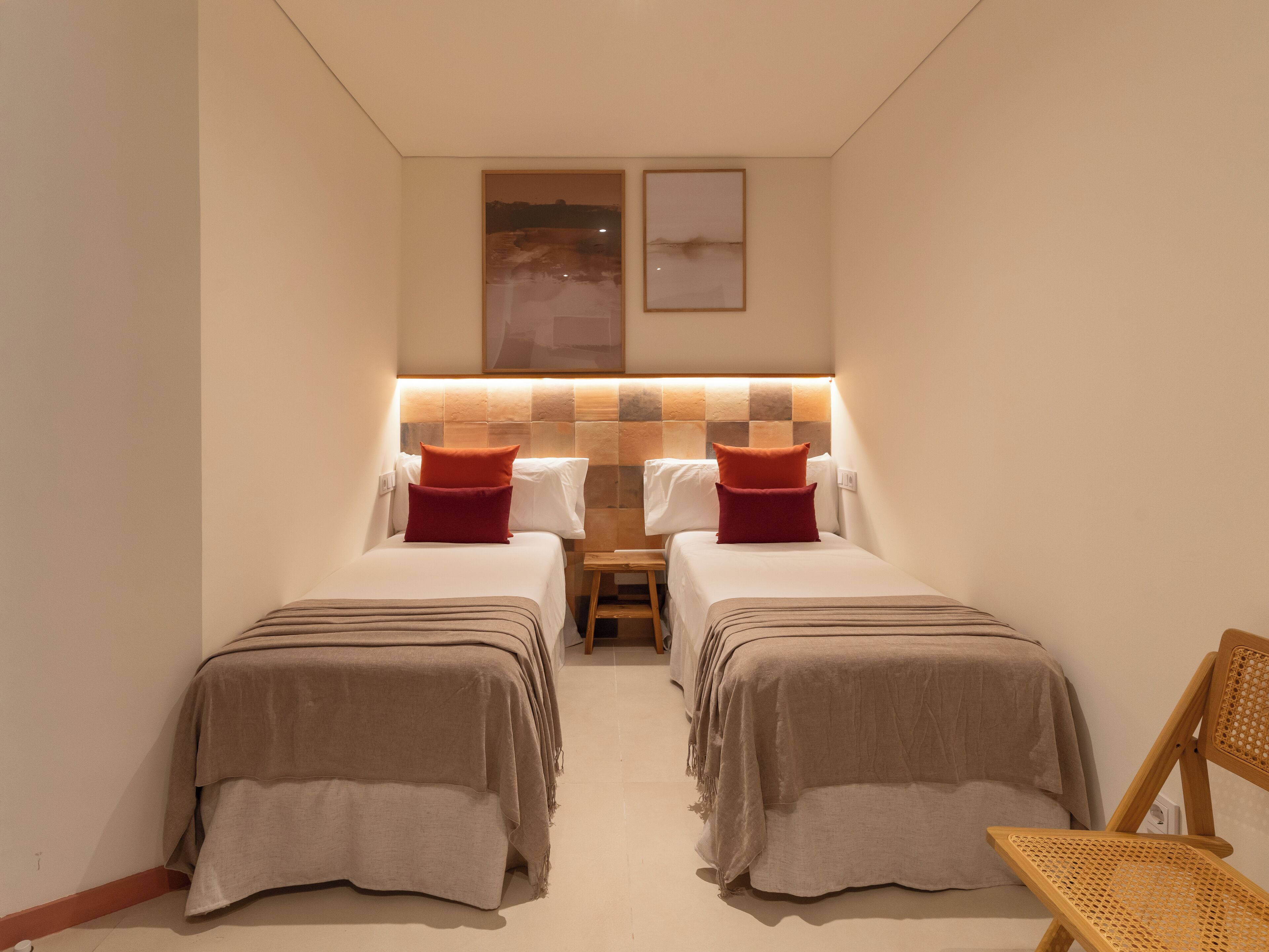 经济双床房 | 高档床上用品、羽绒被、隔音、免费 WiFi