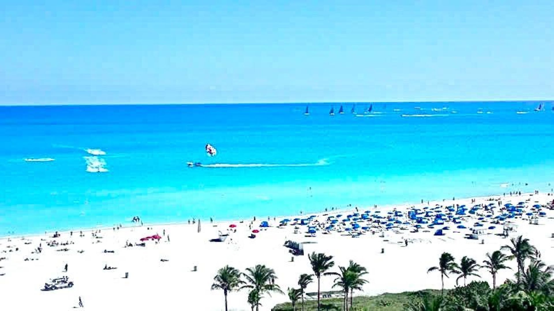 Next to the Ocean large Two Bedroom with Pool -