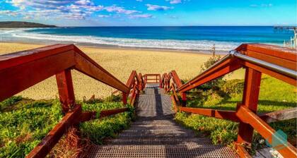 Surfers Paradise - Catherine Hill Bay