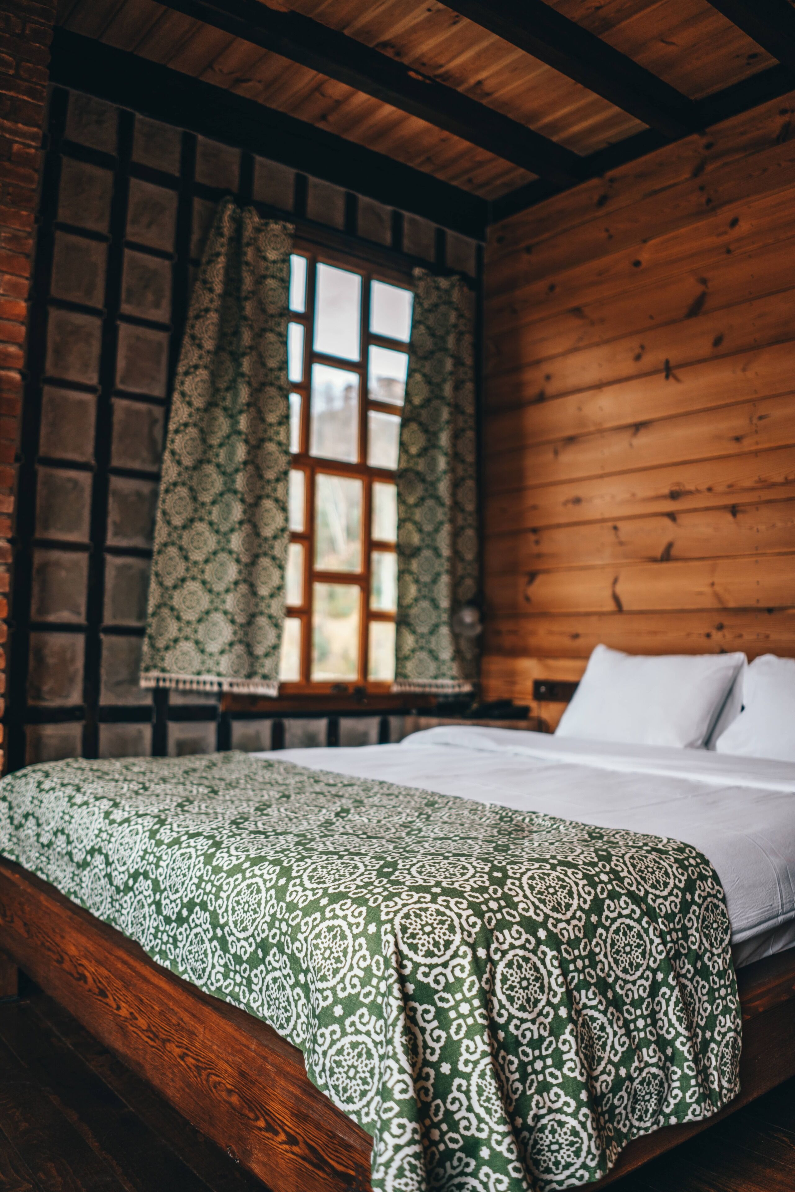 standard room | minibar, in-room safe, free wifi, bed sheets