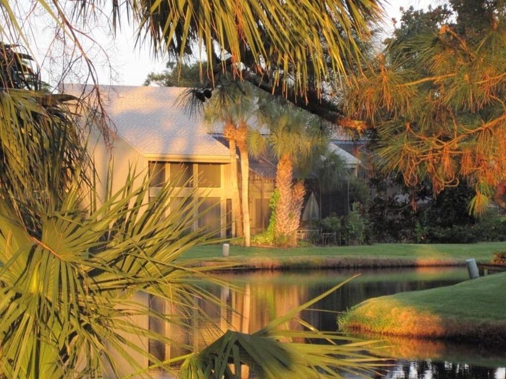 Sawgrass condo with relaxing lagoon views