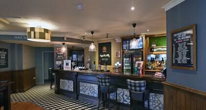 Oaklands Hotel By Greene King Inns