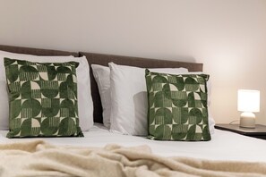 Basic Apartment, 1 Double Bed, Non Smoking | Room amenity