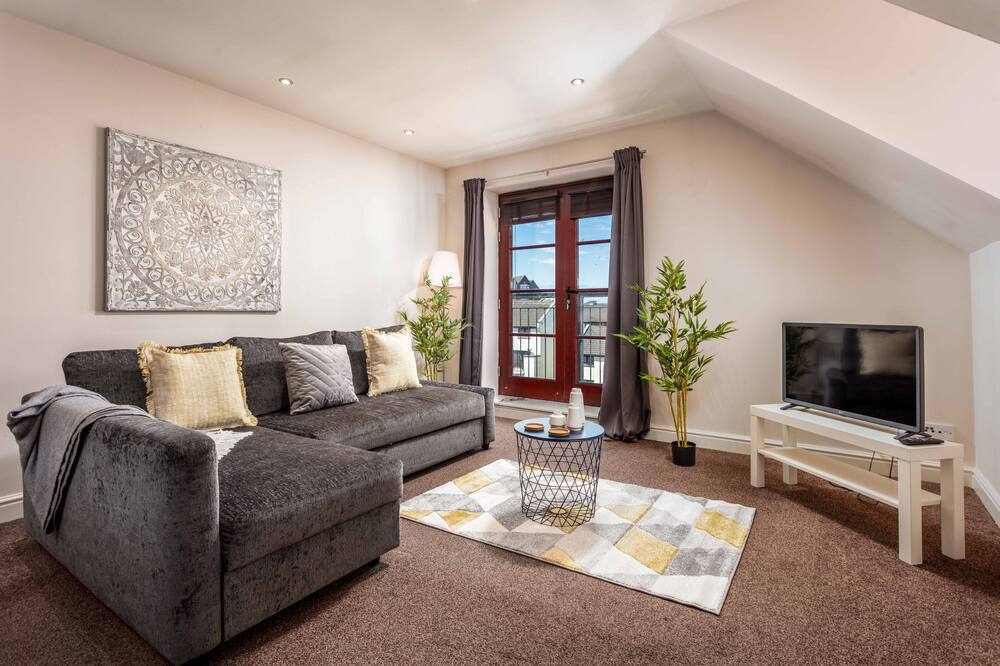 Elliot Suite No9 - Donnini Apartments - Drongan