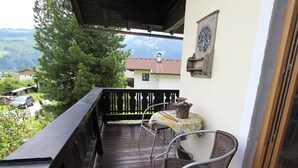 Apartment | Balkon