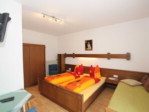 3 bedrooms - Beautiful Apartment in Aschau im Zillertal With Terrace (Aschau Im Zillertal)
