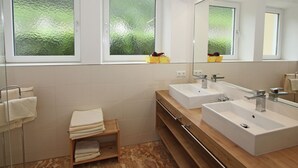 Ferienhaus | Badezimmer