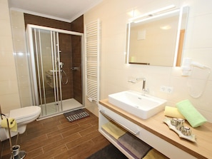 Apartment | Bathroom - Modern Apartment Near Ski Area in Gerlosberg (Gerlosberg)