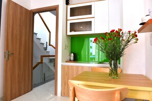 Studio Deluxe | Coin cuisine privé | Bouilloire électrique