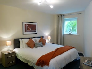 House | 4 bedrooms, individually decorated, individually furnished - The Sawmills (Carlisle)