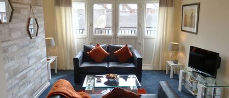 Casa | Sala de estar | Televisión de pantalla plana de 32 pulgadas con canales digitales