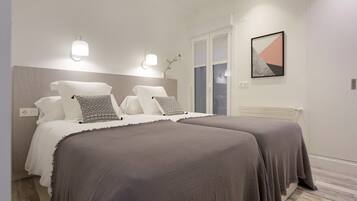 2 habitaciones, tabla de planchar con plancha y wifi gratis