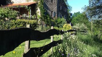 Jardines del alojamiento