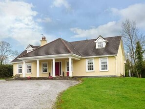 Exterior - The Sanctuary (Churchfield)