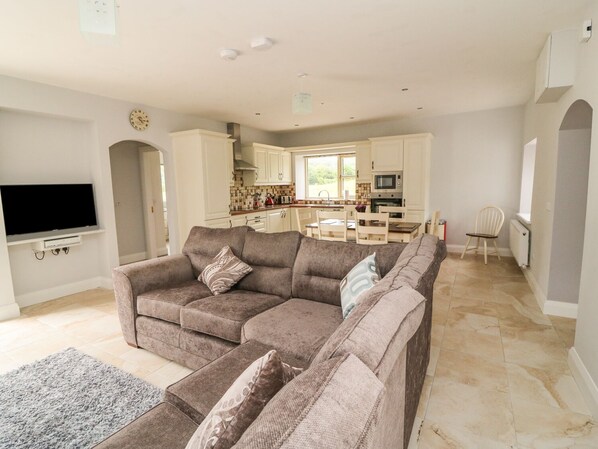 Cottage | Living area