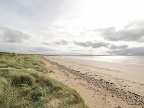 Cottage | Beach | Beach nearby - Shraigh Beach (Srah)