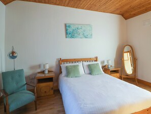 2 habitaciones, decoración personalizada y muebles diferentes 