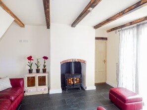 Cottage | Ruang keluarga