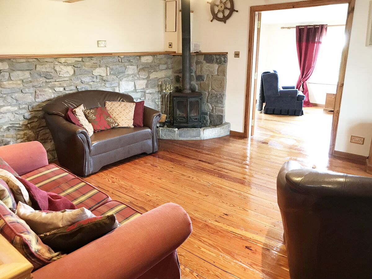 Cottage | Living area