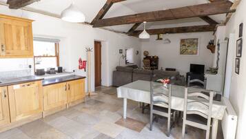 Casa de campo | Cozinha privada | Lava-louças, talheres/pratos/utensílios de cozinha