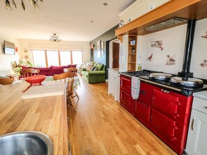 Ferienhaus | Eigene Küche | Kühlschrank, Ofen, Herdplatte, Geschirrspüler