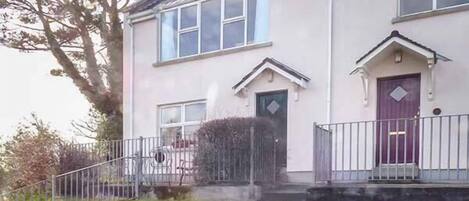 Cottage | Front of property