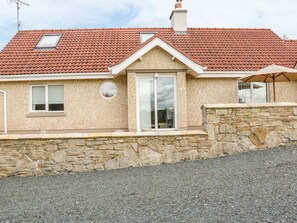 Cottage | Interior - Cnoc Suan (Cloone)