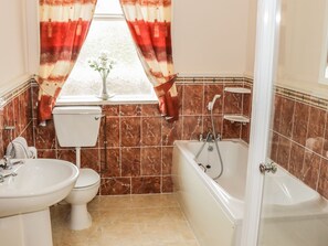 Småhus | Bad | Dusj