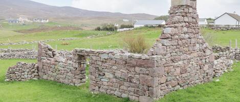 Cottage | Property grounds