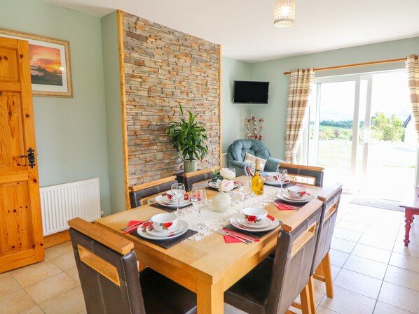 Cottage | Interior - Artigallivan (Killarney)