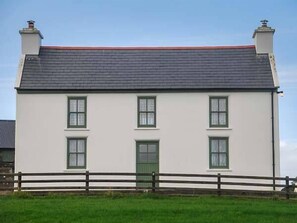Cottage | Interior - Nellie's Farmhouse (Bantry)