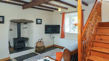Cottage | Living area