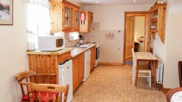 Cottage | Interior