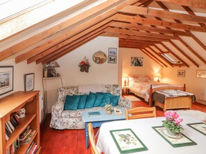1 bedroom, individually decorated, individually furnished, free WiFi - Ryan's Loft (Ardfinnan)