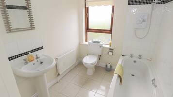 Cottage | Bathroom | Shower