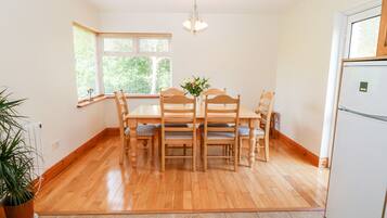 Cottage | Interior
