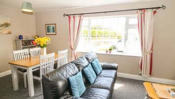 Cottage | Living room
