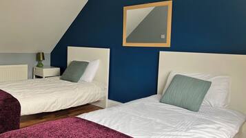 2 bedrooms, individually decorated, individually furnished, free WiFi