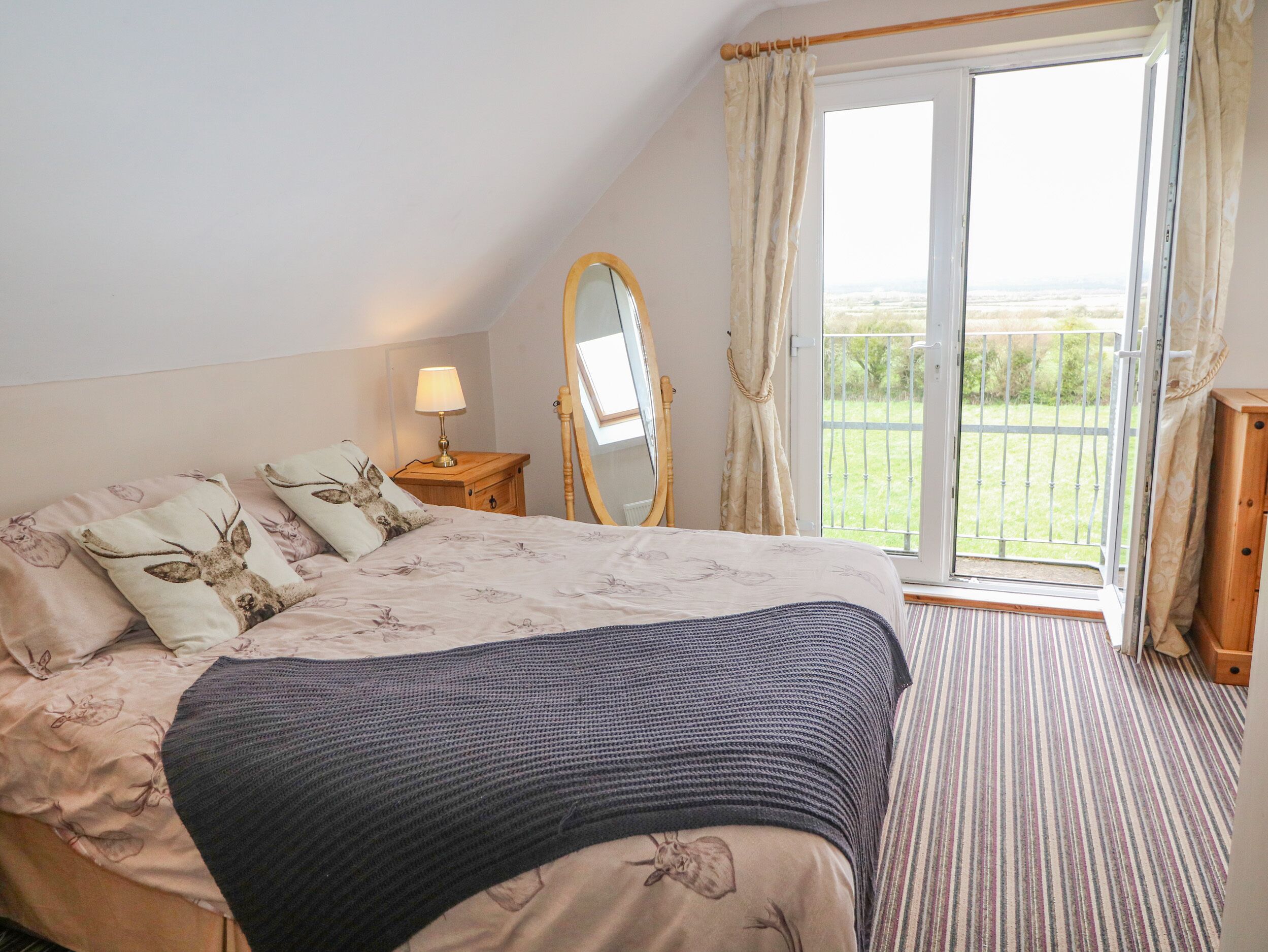 Cottage | 3 bedrooms, individually decorated, individually furnished, free WiFi