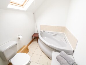 Cottage | Bathroom | Shower