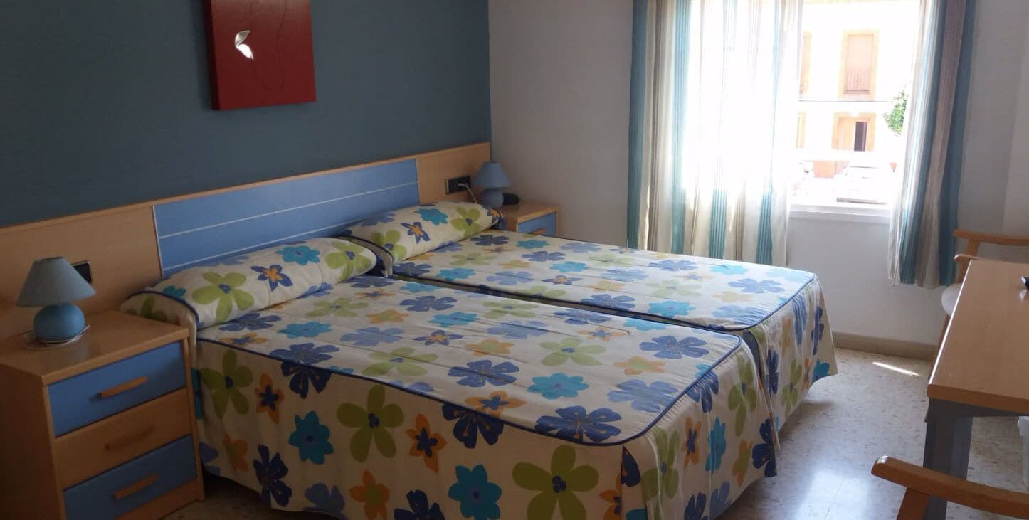 Twin Room | Free WiFi, bed sheets